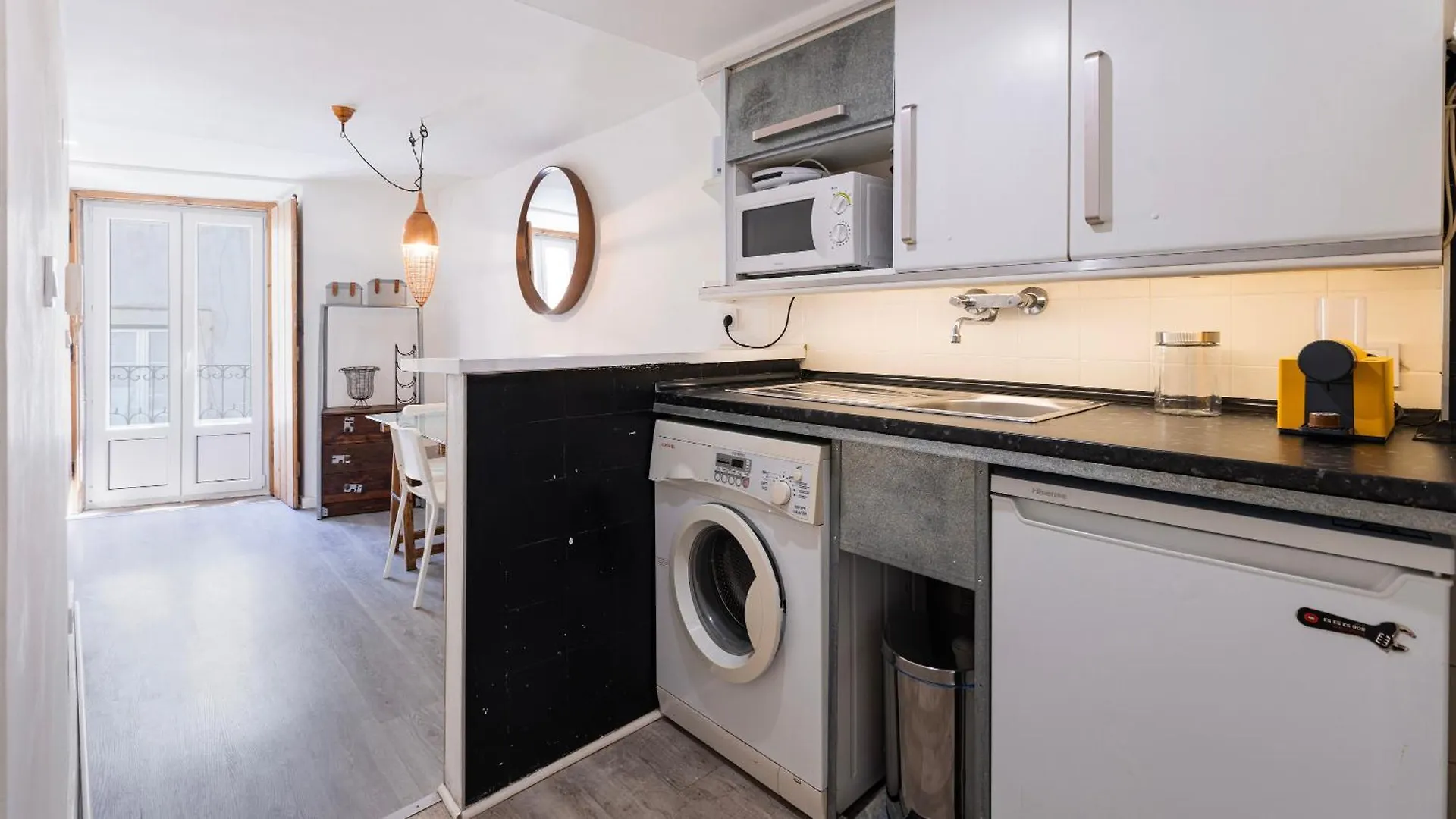 Downtown Central Apartment By Lovelystay Lisboa Portugal