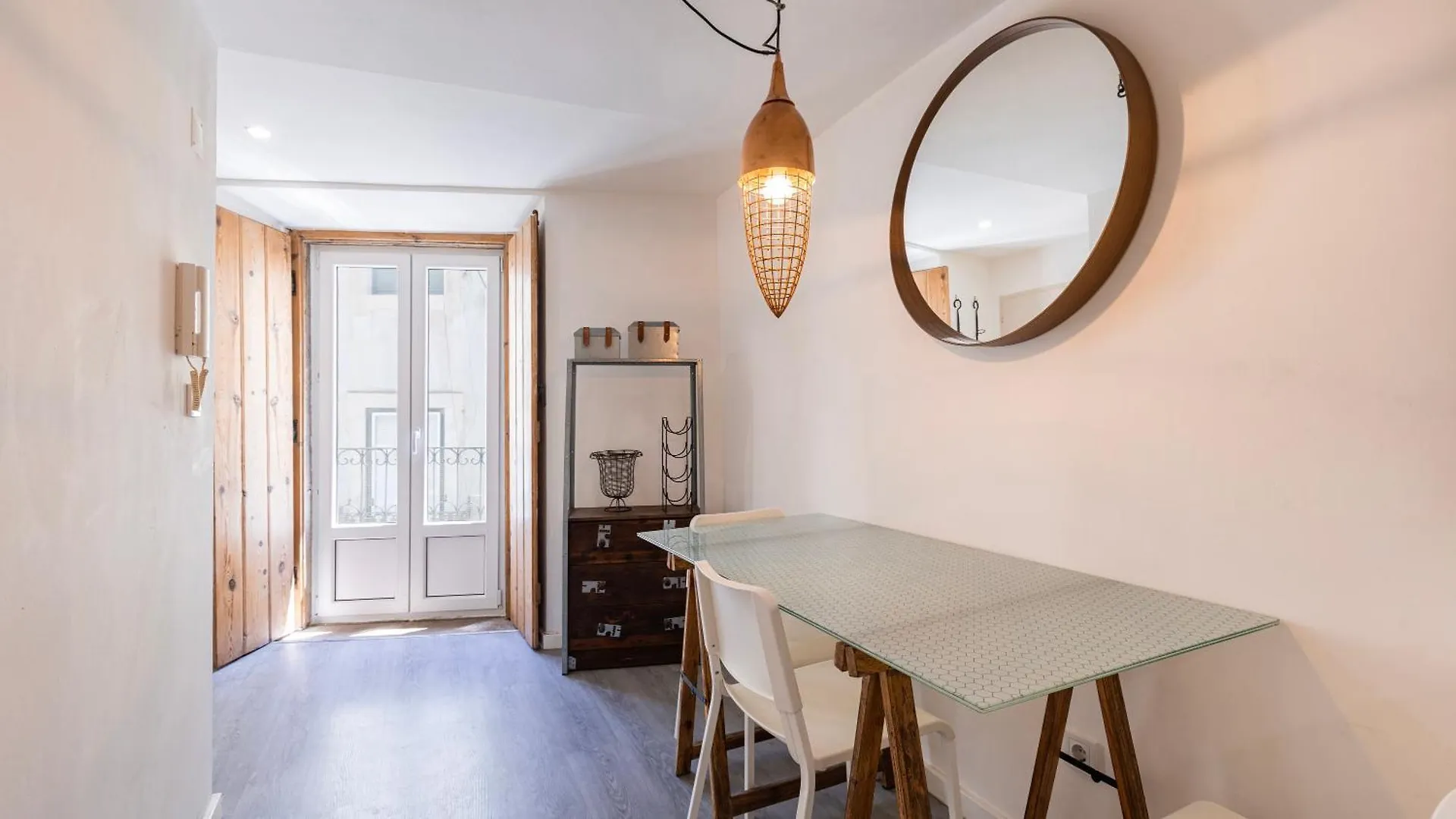 Downtown Central Apartment By Lovelystay Lisboa